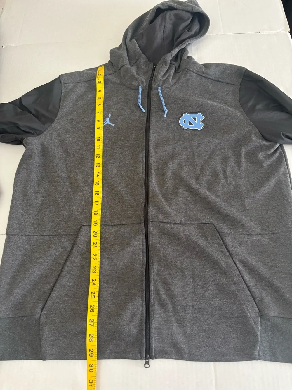 Jordan North Carolina Tar Heels Jacket Mens  Jordan NCAA Basketball Hoodie XXL